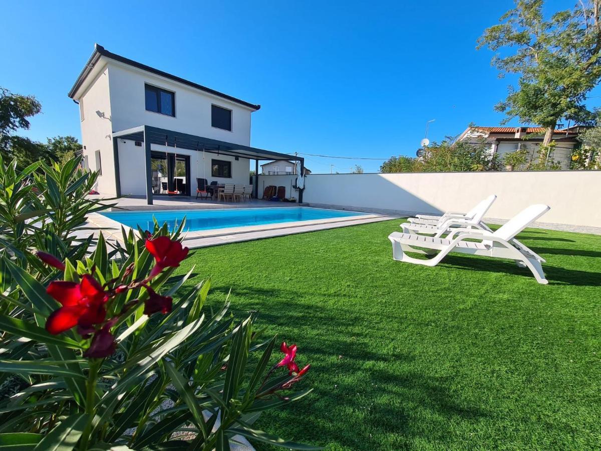 Villa Oliva Умаг Экстерьер фото